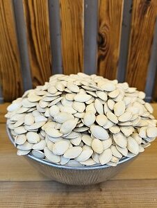 تخمه کدو گوشتی لوکس خام