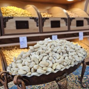 بادام هندی خام