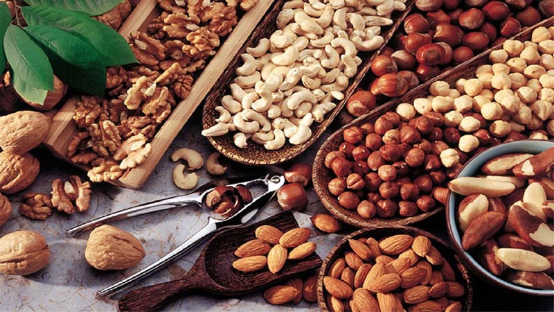 راهنمای کامل خرید آجیل شب یلدا + قیمت ها
