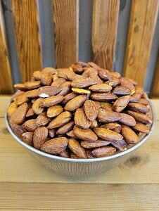 مغز بادام شور زرین خارجی
