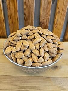 مغز بادام خام خارجی زرین