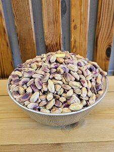 مغز پسته اکبری خام