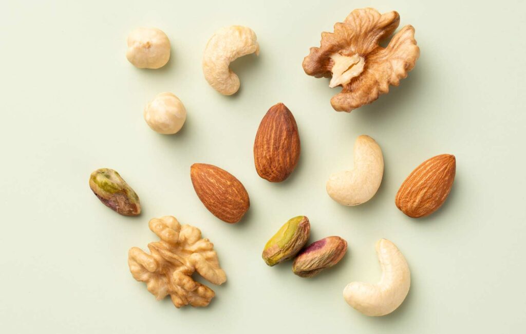 راهنمای کامل مصرف آجیل برای افراد دیابتی
