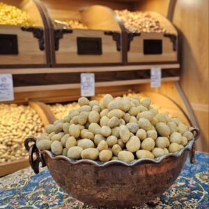 بادام زمینی روکش دار طعم فلفی