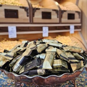 شکلات تلخ ترنج