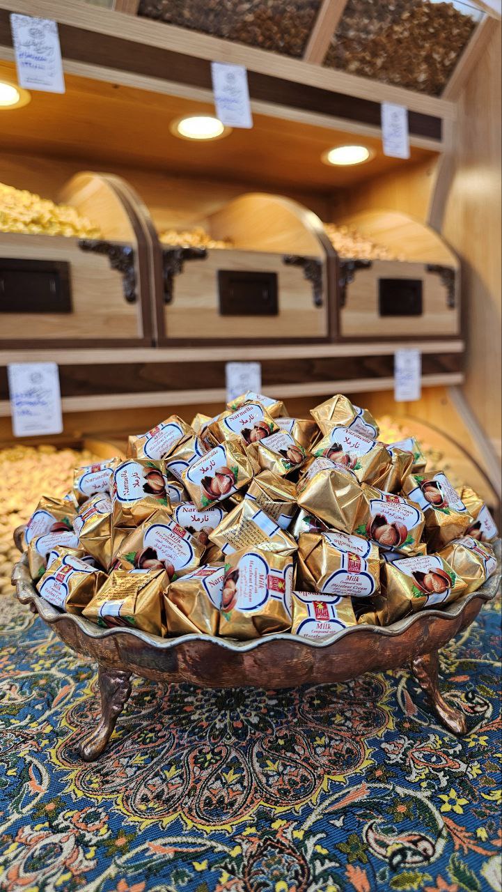 شکلات نارملا