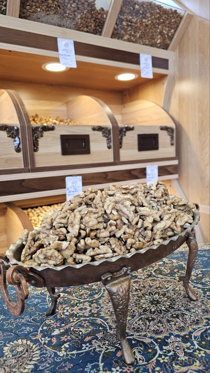 مغز گردو خارجی