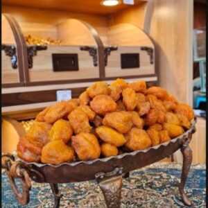 آلو بخارا پوست کنده طلایی