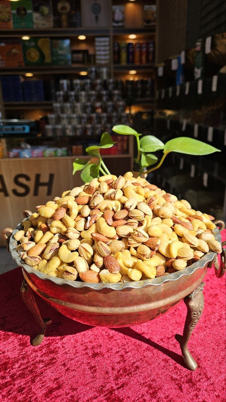 آجیل ۳مغز زعفرانی